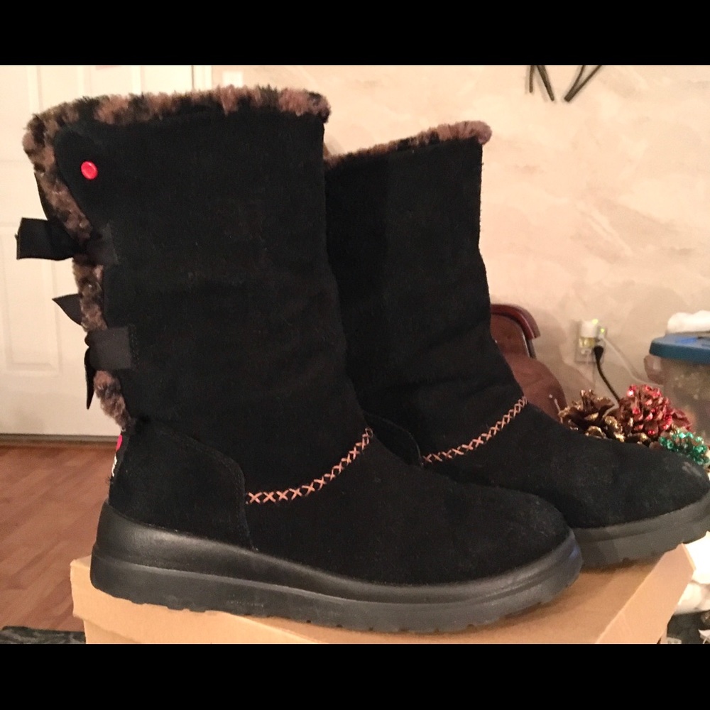Ugg - I Love Ugg’s Knotty, Knotty Boots